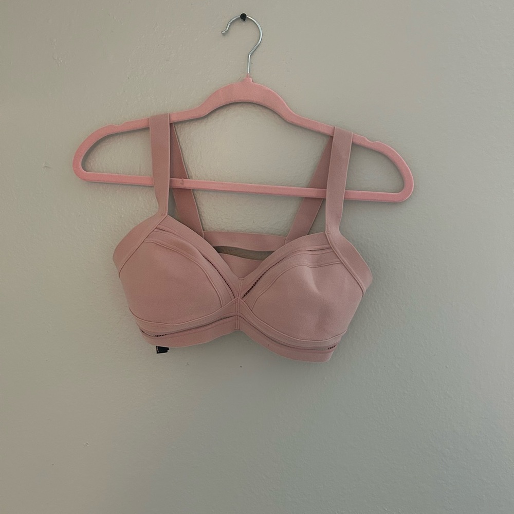 NEVER WORN. Victoria Secret Sports Bra.